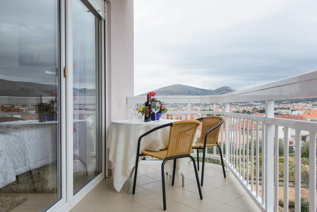 Apartments Mijo Trogir Habitación foto