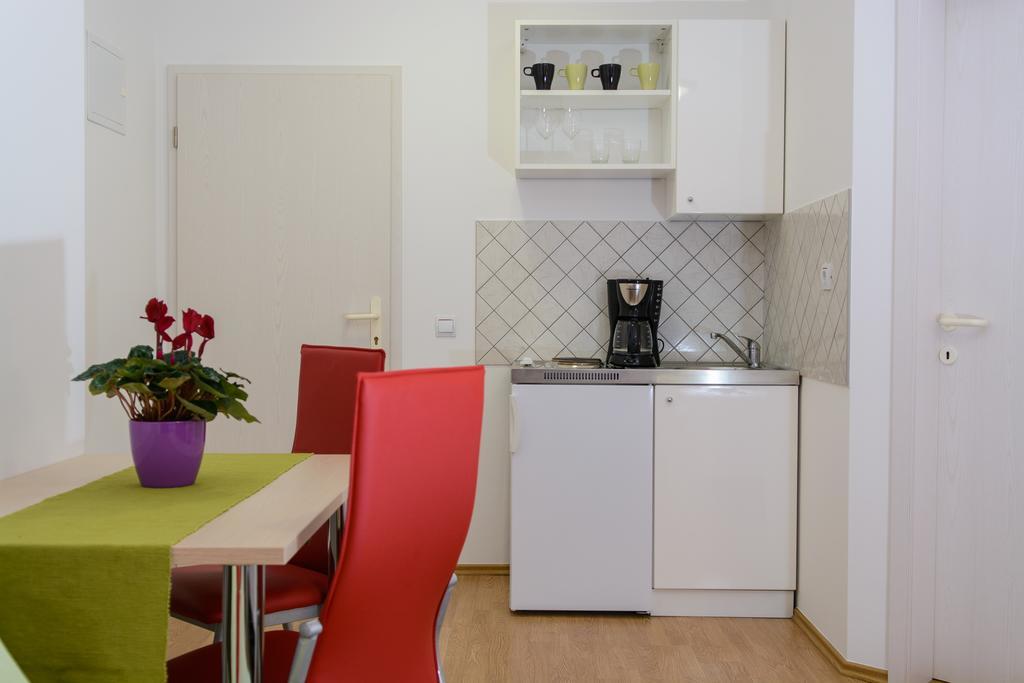 Apartments Mijo Trogir Habitación foto