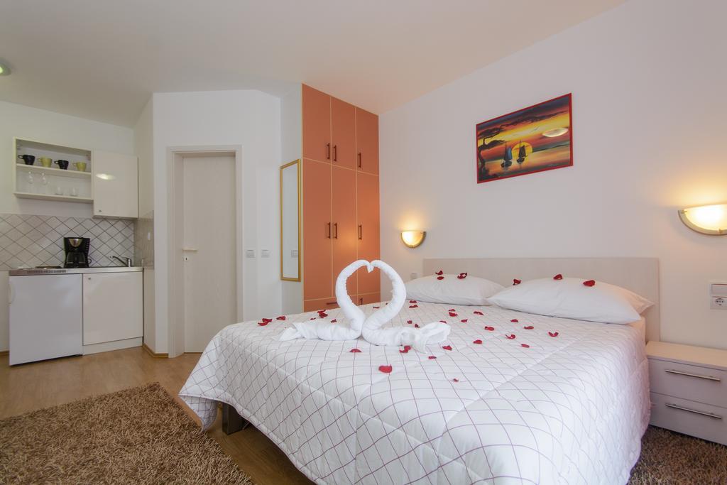Apartments Mijo Trogir Habitación foto