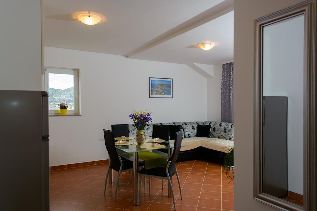 Apartments Mijo Trogir Habitación foto