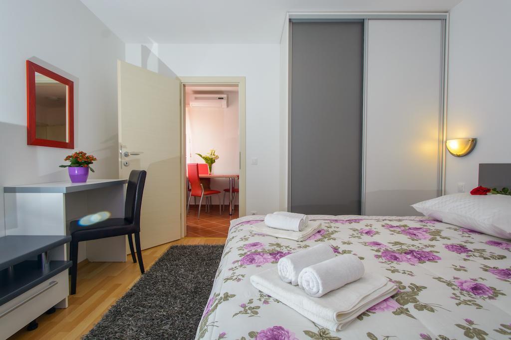 Apartments Mijo Trogir Habitación foto